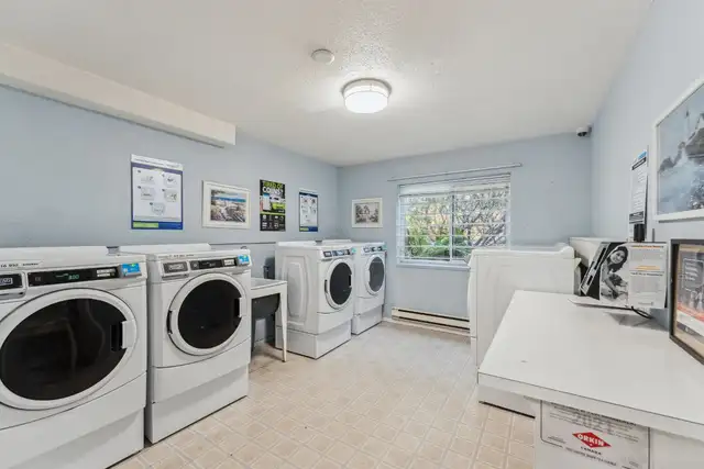 Villa Superior - 1 Bedroom available at 455 Superior St, Victori - Photo 9