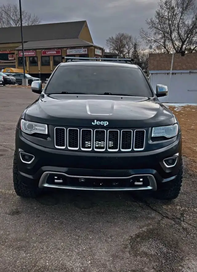 2014 JEEP GRAND CHEROKEE OVERLAND 119k - Photo 2