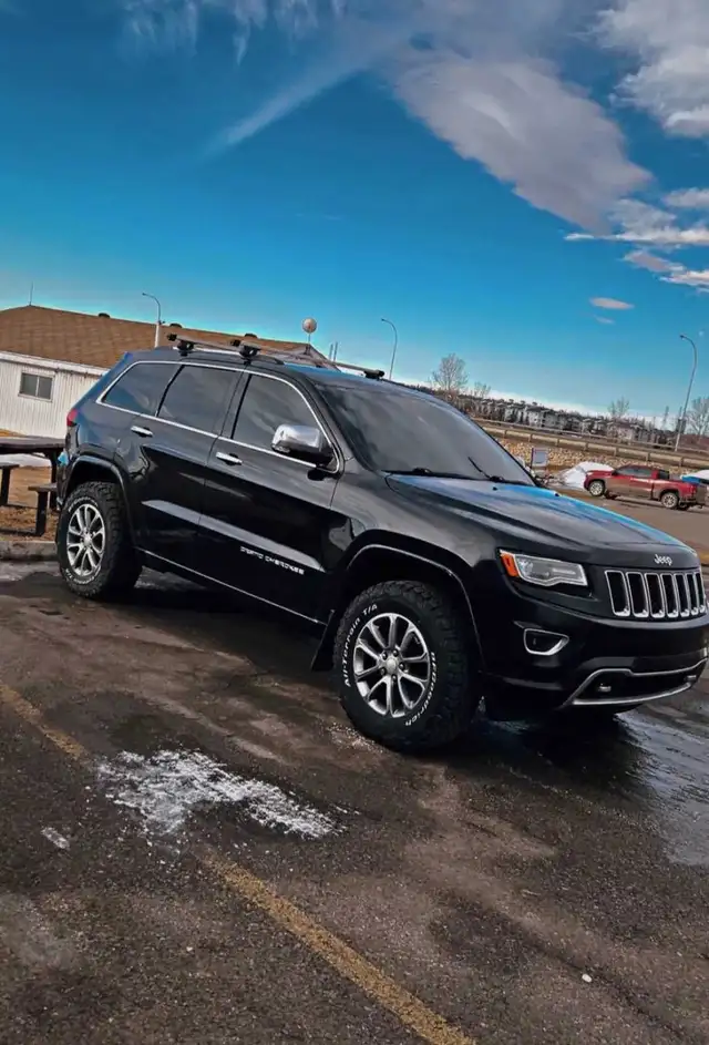 2014 JEEP GRAND CHEROKEE OVERLAND 119k - Photo 3
