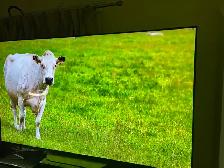 Hisense 65 inches 4K smart like new - Photo 5