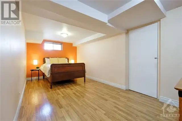 Single House Near Algonquin College Large Room Main Floor $950/m - Photo 7