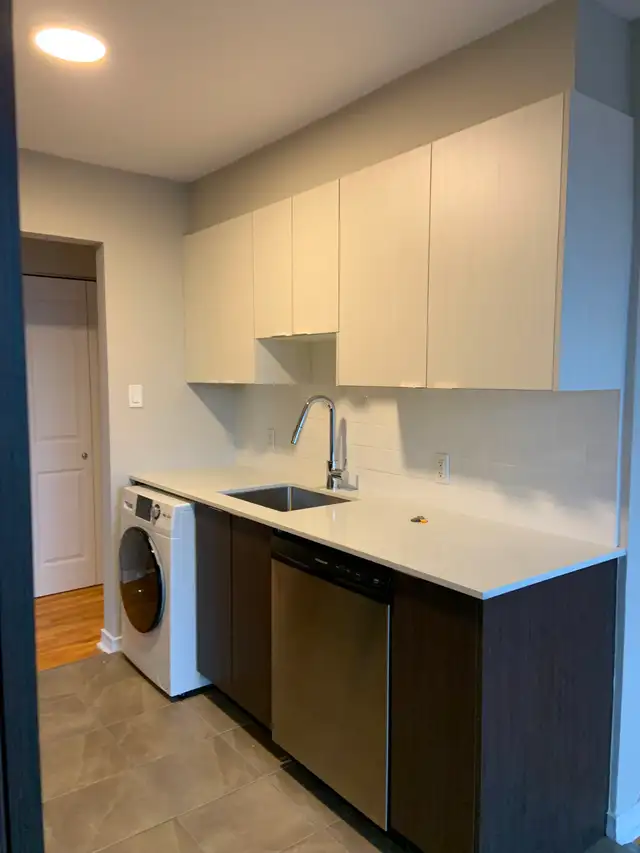 Bright 2 Bedroom Apartment for Rent - Halifax West - Photo 3