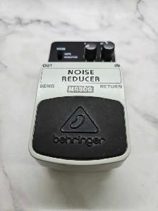 Behringer NR300 Noise Reducer Pedal