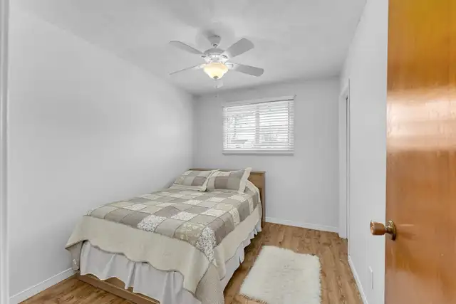 Elevated Bungalow in Amherstview - Photo 6