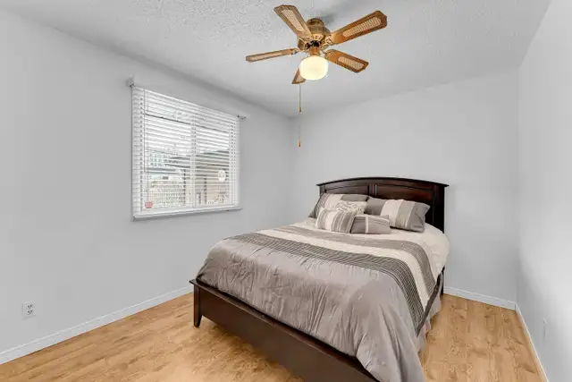 Elevated Bungalow in Amherstview - Photo 7