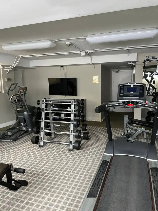 1 bedroom apartment available April 1 - Photo 10