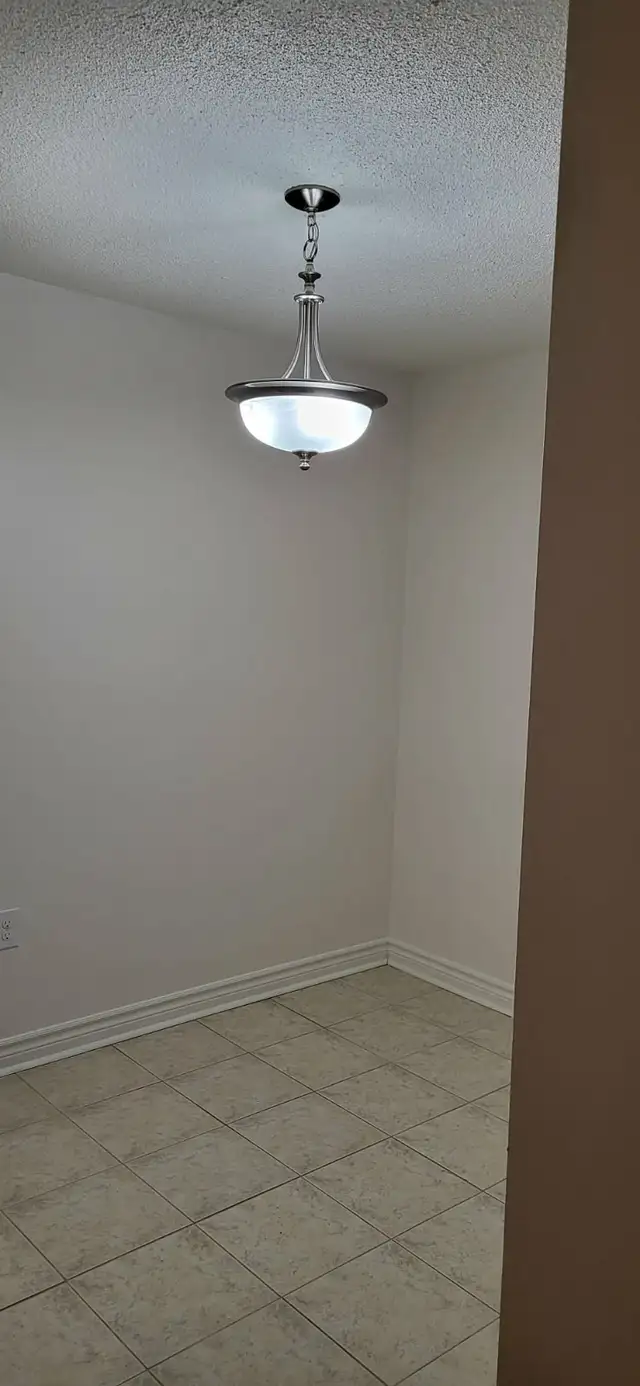 MAIN FLOOR ONE BEDROOM  with Immediate Occupancy - Photo 4