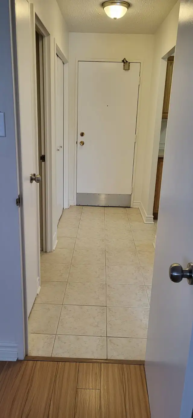 MAIN FLOOR ONE BEDROOM  with Immediate Occupancy - Photo 7