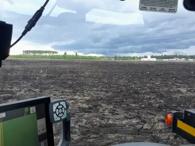 Custom Farming - Photo 9