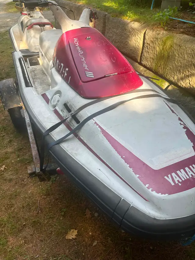 LOOKING FOR!! OLD YAMAHA WAVERUNNERS