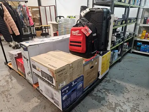 BRAND NEW MERCHANDISE ONLINE AUCTIONS LEGO ELECTRONICS - Photo 5