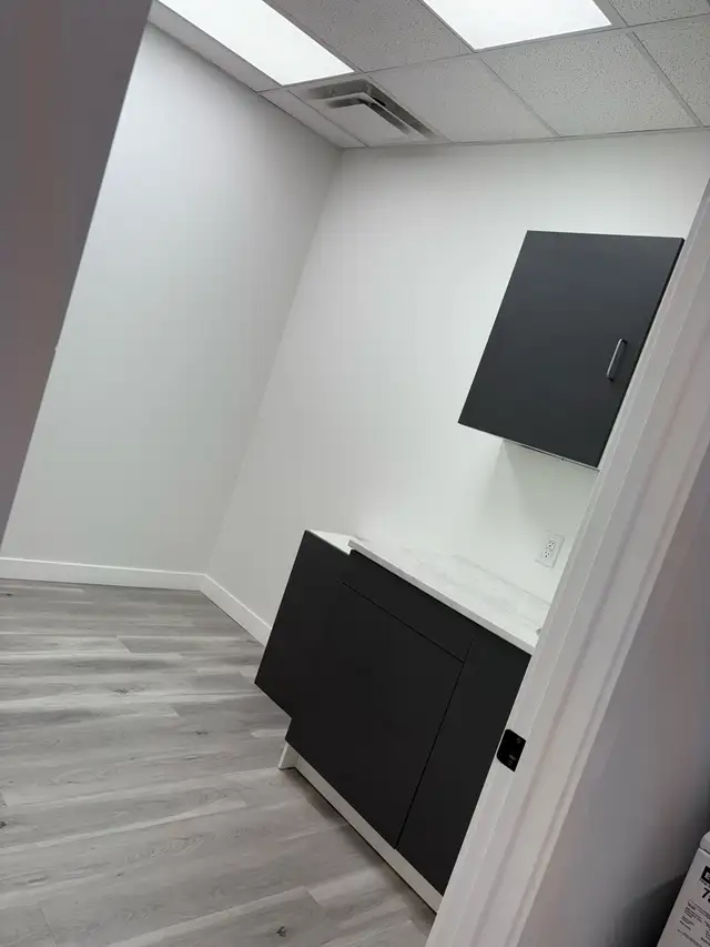 Single room and one mani&pedi station for rent - Photo 3