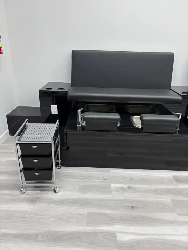 Single room and one mani&pedi station for rent - Photo 4