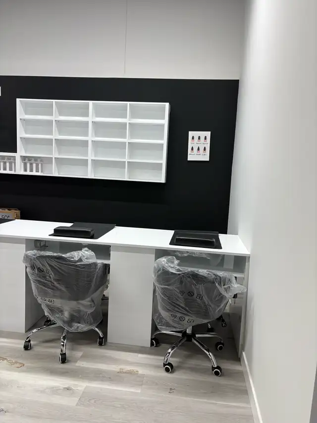 Single room and one mani&pedi station for rent - Photo 5