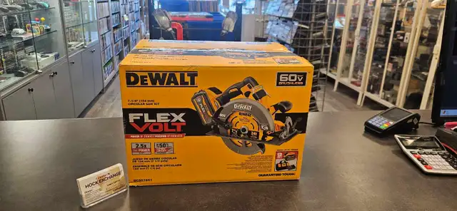 DEWALT Circular Saw Kit Flex Volt
