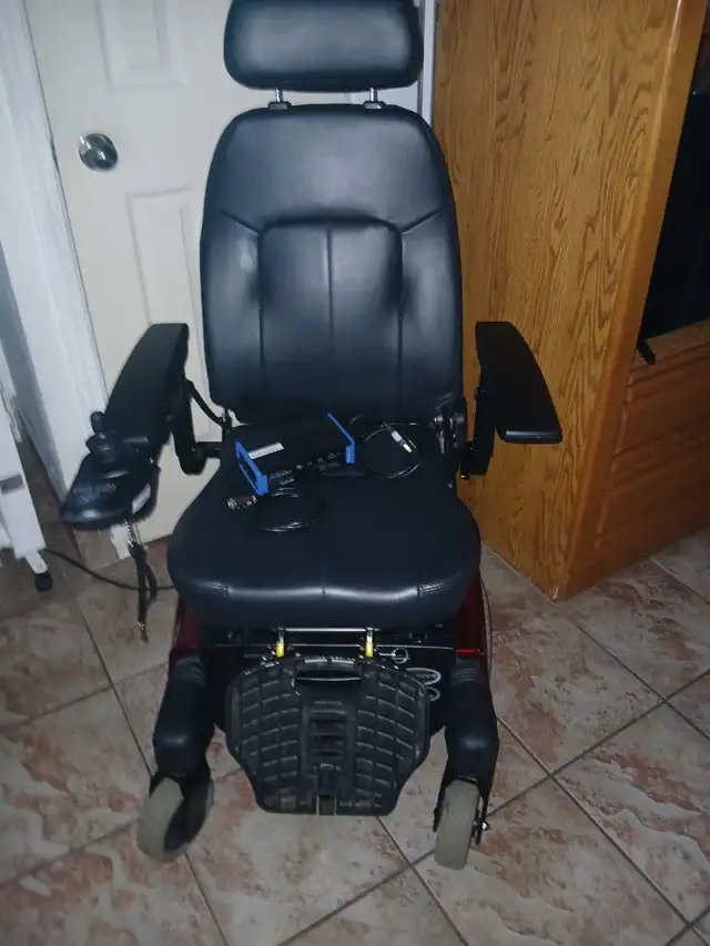 fauteuil roulant batteries neuves - Photo 2