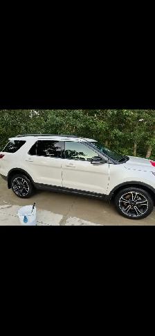2015 Ford Explore Sport Eco-boost AWD - Photo 2