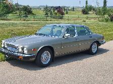 Reduced to sell fast! 1988 Jaguar V12 Vanden Plas w/low kms