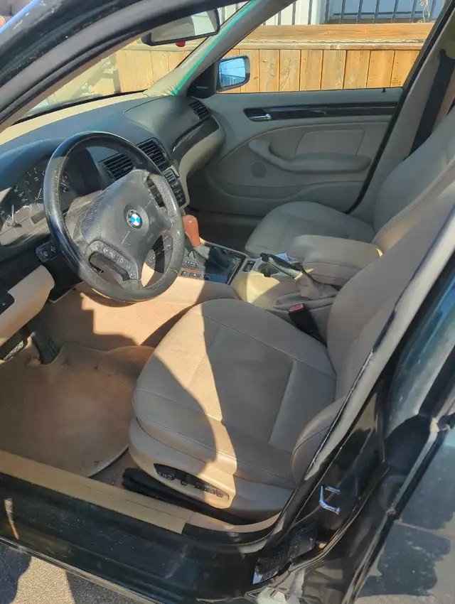 BMW 325XL 2004 1500$ - Photo 4