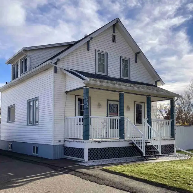 House for Sale in Burstall Saskatchewan