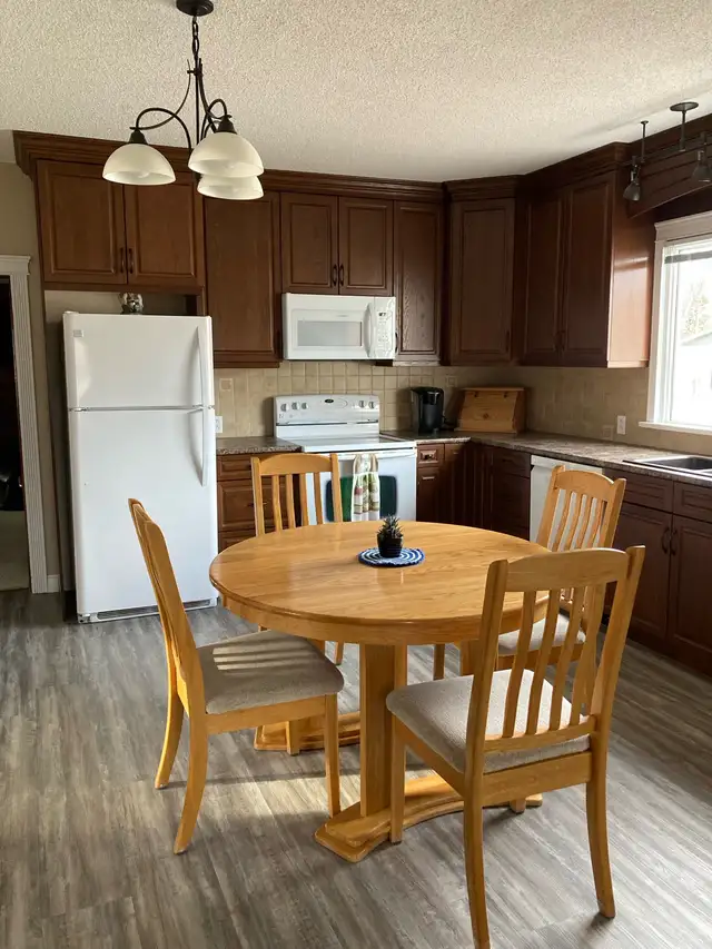 House for Sale in Burstall Saskatchewan - Photo 2