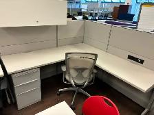 Teknion Leverage Workstations|Quality Office Systems for Sale! - Photo 7