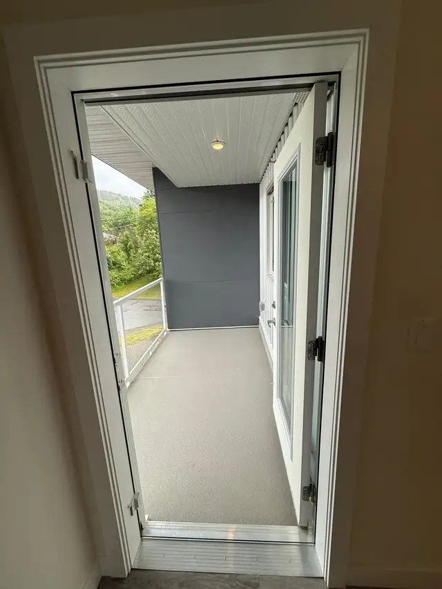 LIVING IN DOWNTOWN TERRACE - Photo 8