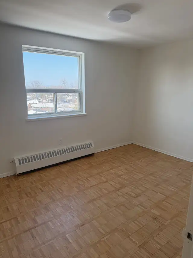 2 bedroom 1 bathroom apartment for rent in Stouffville ON - Photo 4