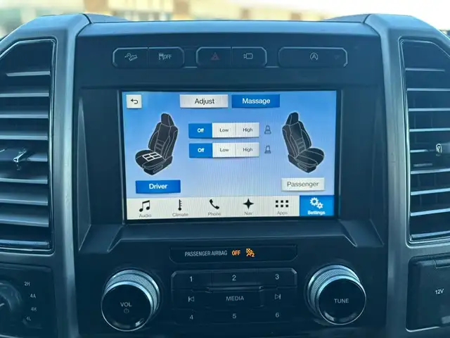 2018 FORD F-150 PLATINUM • 3.5L ECOBOOST • SUPERCREW - Photo 12