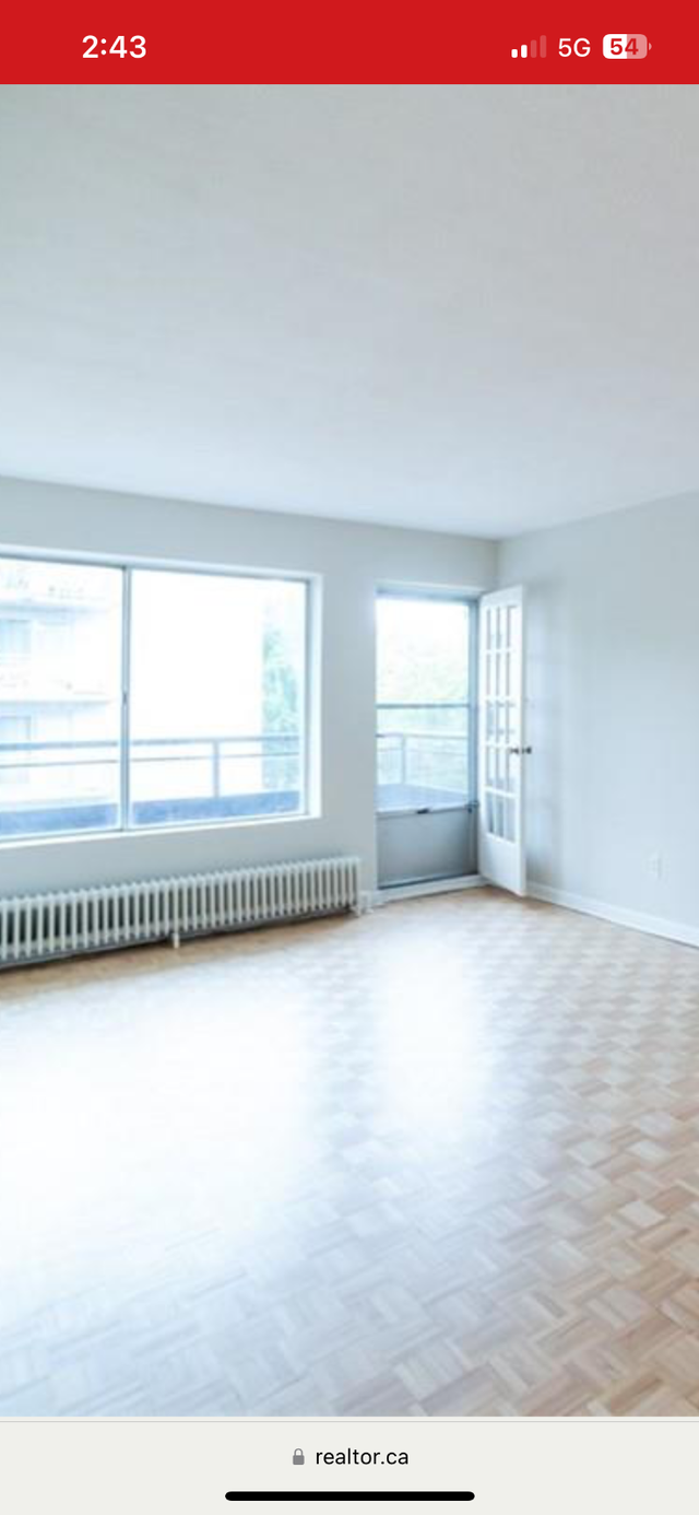 Two Bedroom Apartment Close To Lake & Downtown Burlington, May 1 - Photo 3