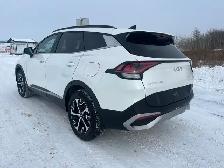 2023 Kia Sportage EX AWD - Photo 2