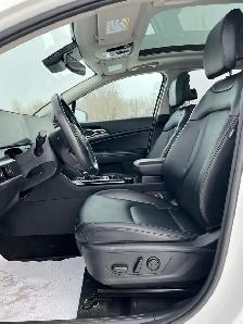 2023 Kia Sportage EX AWD - Photo 11