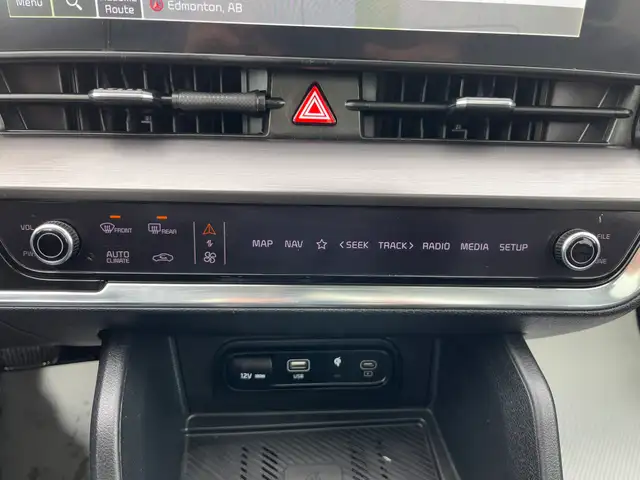 2023 Kia Sportage EX AWD - Photo 21