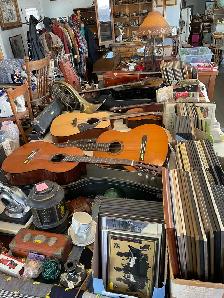 Indoor Garage Sale - Photo 10