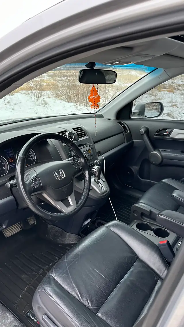 2011 Honda CR-V EX-L Fully loaded & 2 sets wheels - Photo 7