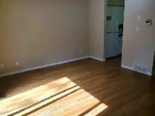 Large 3 bedroom $1,995- April 1 - Norwich ON - Photo 4