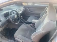 2005 Honda Civic - Photo 2