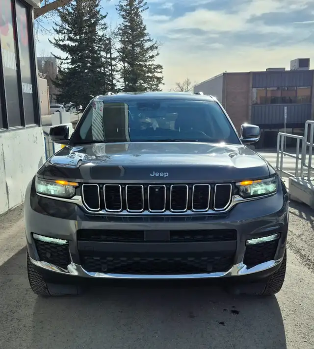 2023 Jeep grand cherokee l limited - Photo 2