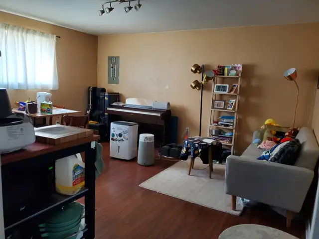 55 Lloyd George Ave - 1 Bedroom Basement Apartment For Rent - Photo 2