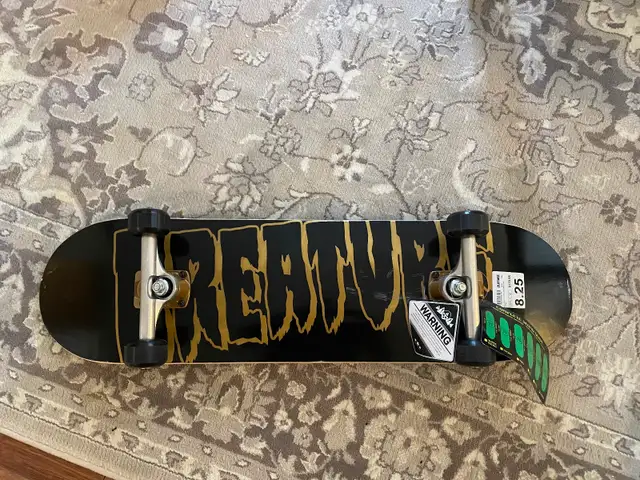 Skateboard- Creature