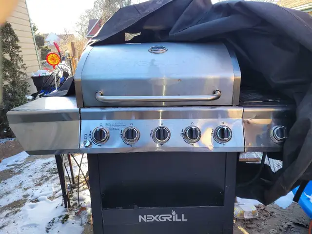 BBQ 4 sale