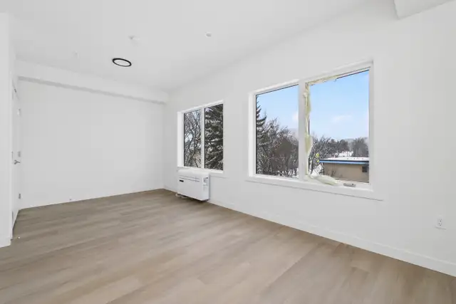 U of A Garneau Apartments | 1–3BR | 1 Month FREE Rent - Photo 7