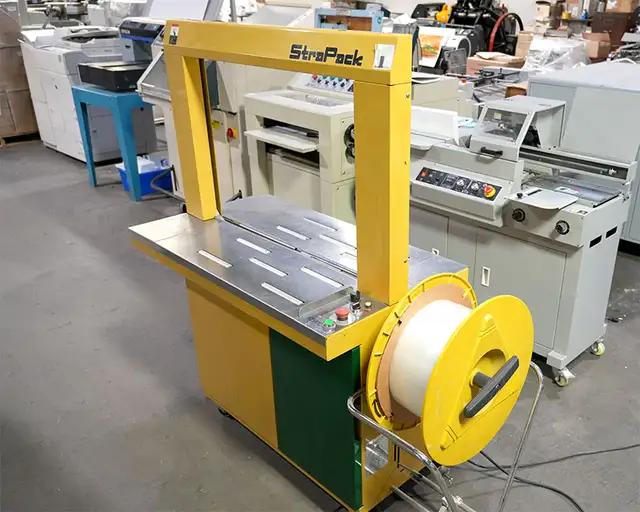 2013 StraPack RQ-8x Strapping Machine