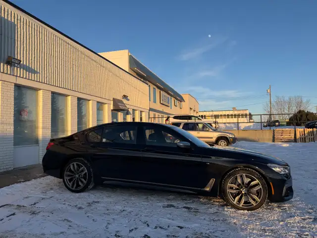 2018 BMW 7 Series| LOWEST KMS IN CANADA | CLEAN CARFAX | - Photo 4