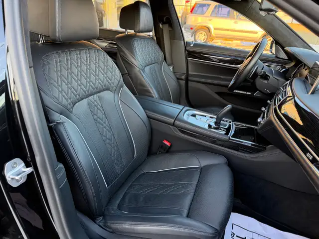 2018 BMW 7 Series| LOWEST KMS IN CANADA | CLEAN CARFAX | - Photo 13