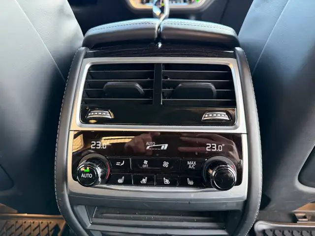 2018 BMW 7 Series| LOWEST KMS IN CANADA | CLEAN CARFAX | - Photo 17