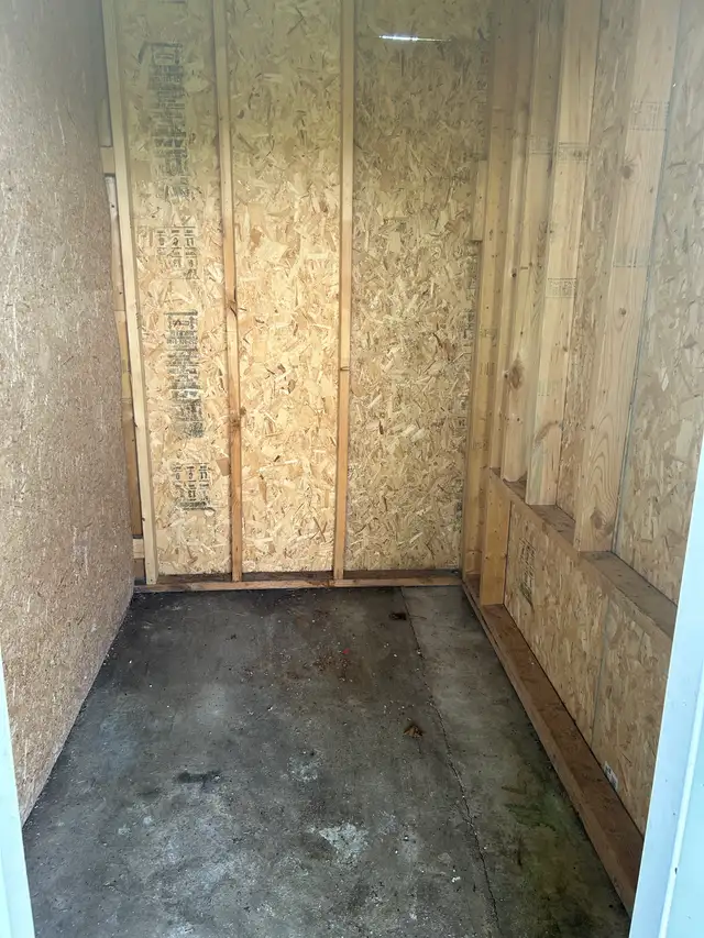 Recently Renovated Duplex Unit for Rent - Photo 9