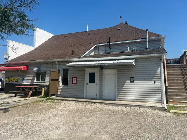 Residential/Comercial building for sale. - Photo 2