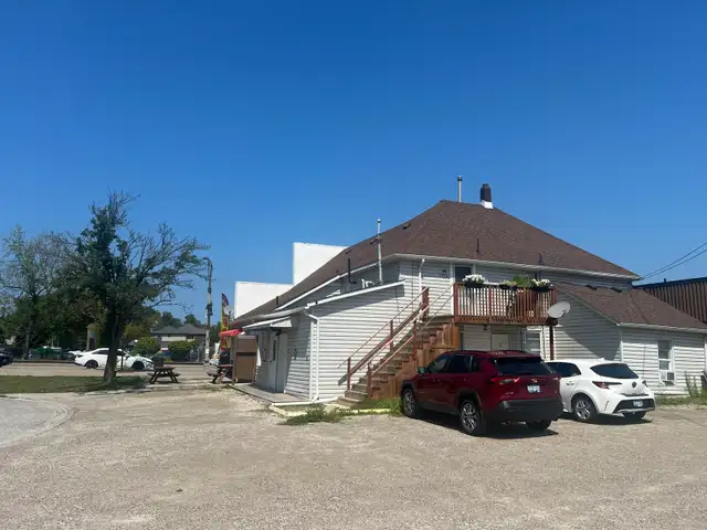 Residential/Comercial building for sale. - Photo 4