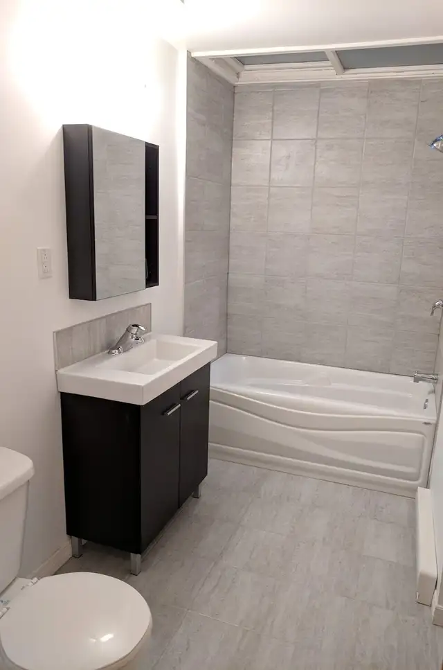 Grand 5 1/2 à louer Villeray (4min à pieds du métro Fabre) - Photo 3